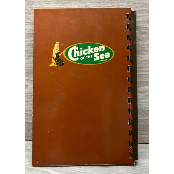 Tempting Tuna Cookbook Chicken of the Sea Recipes 1976 Vintage - Picture 4 of 9